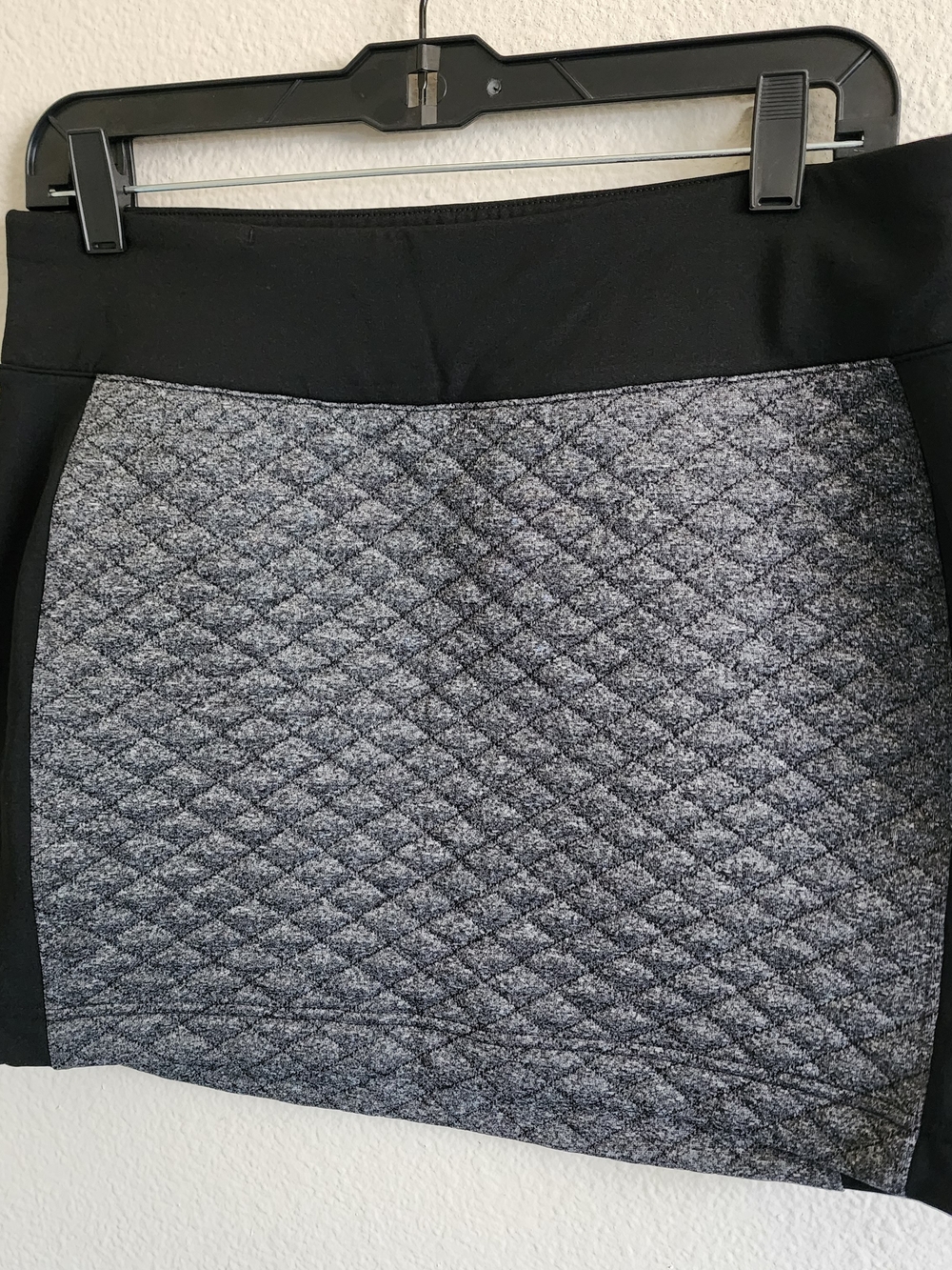 Smartwool Diamond Peak Quilted Mini Skirt Medium Gray Black Merino Wool Blend - Picture 2 of 6